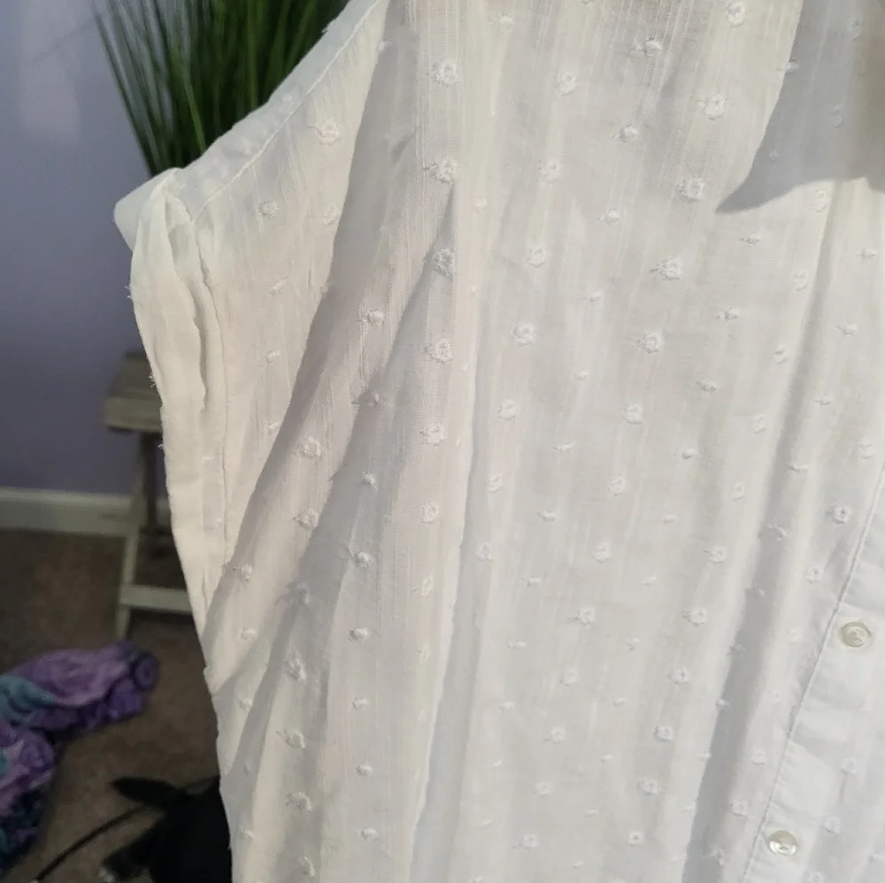 NWOT Old Navy white eyelet blouse L - Picture 4 of 4